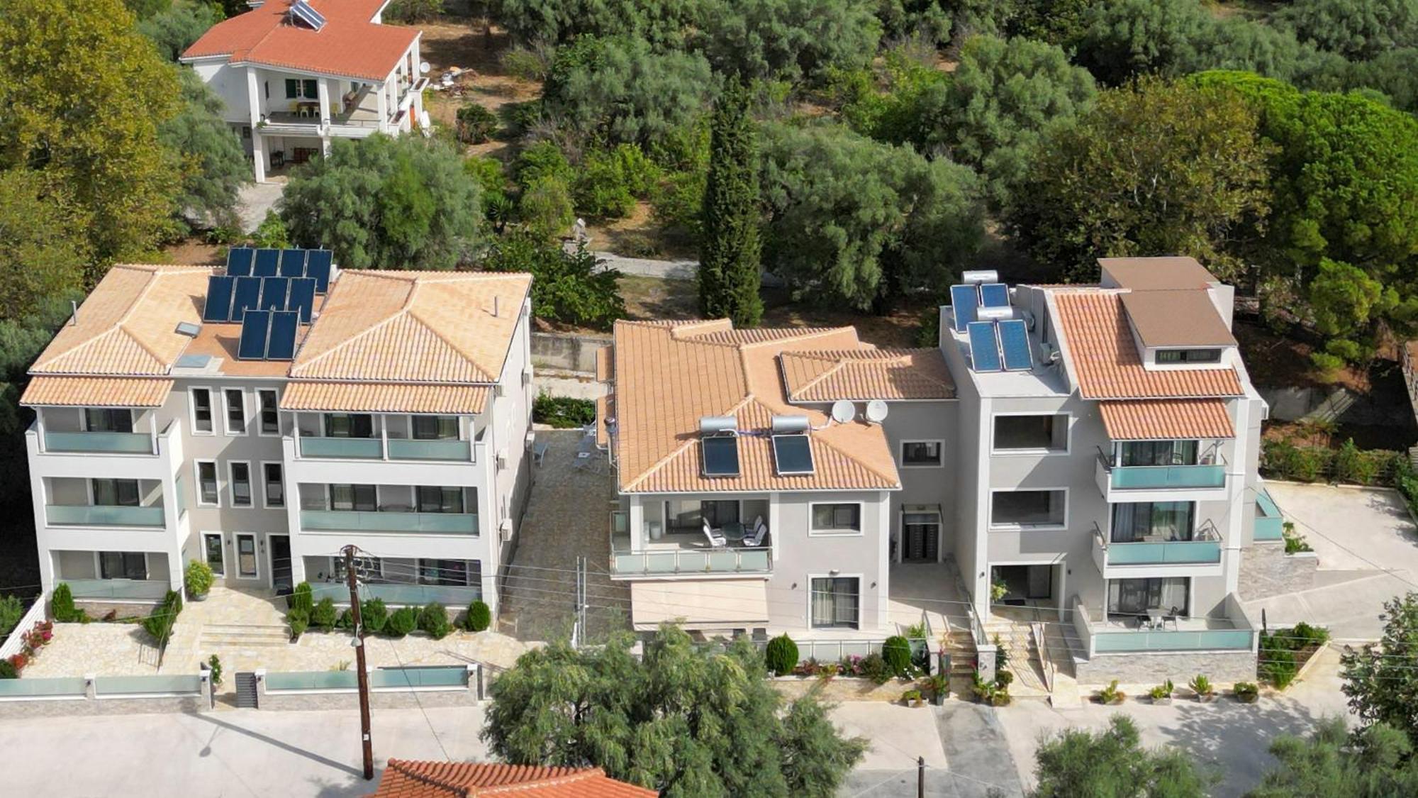 Zisis Suites Nydri  Extérieur photo
