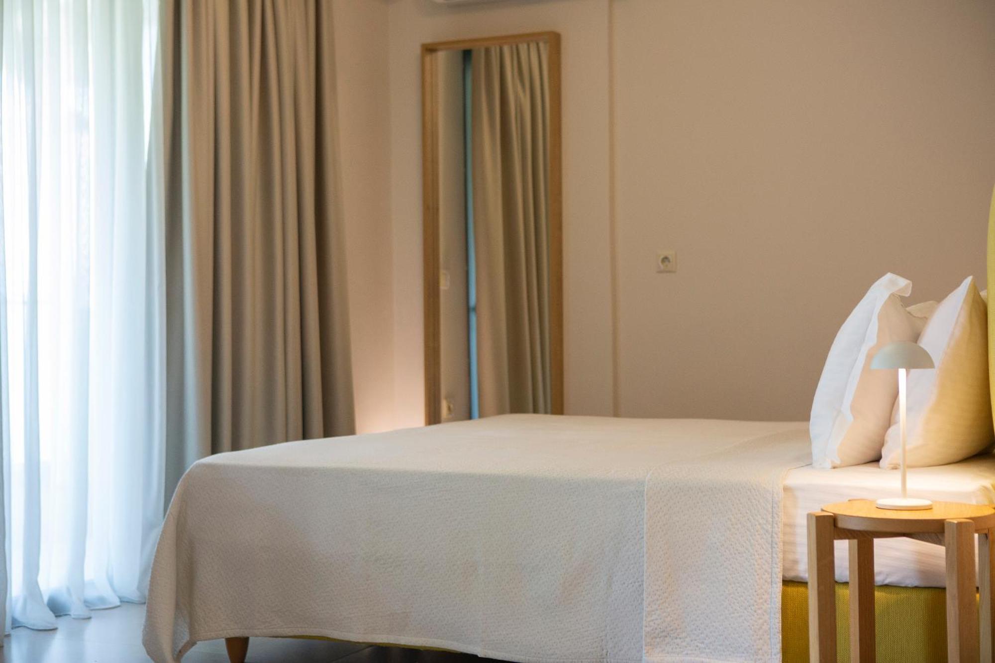 Zisis Suites Nydri  Extérieur photo