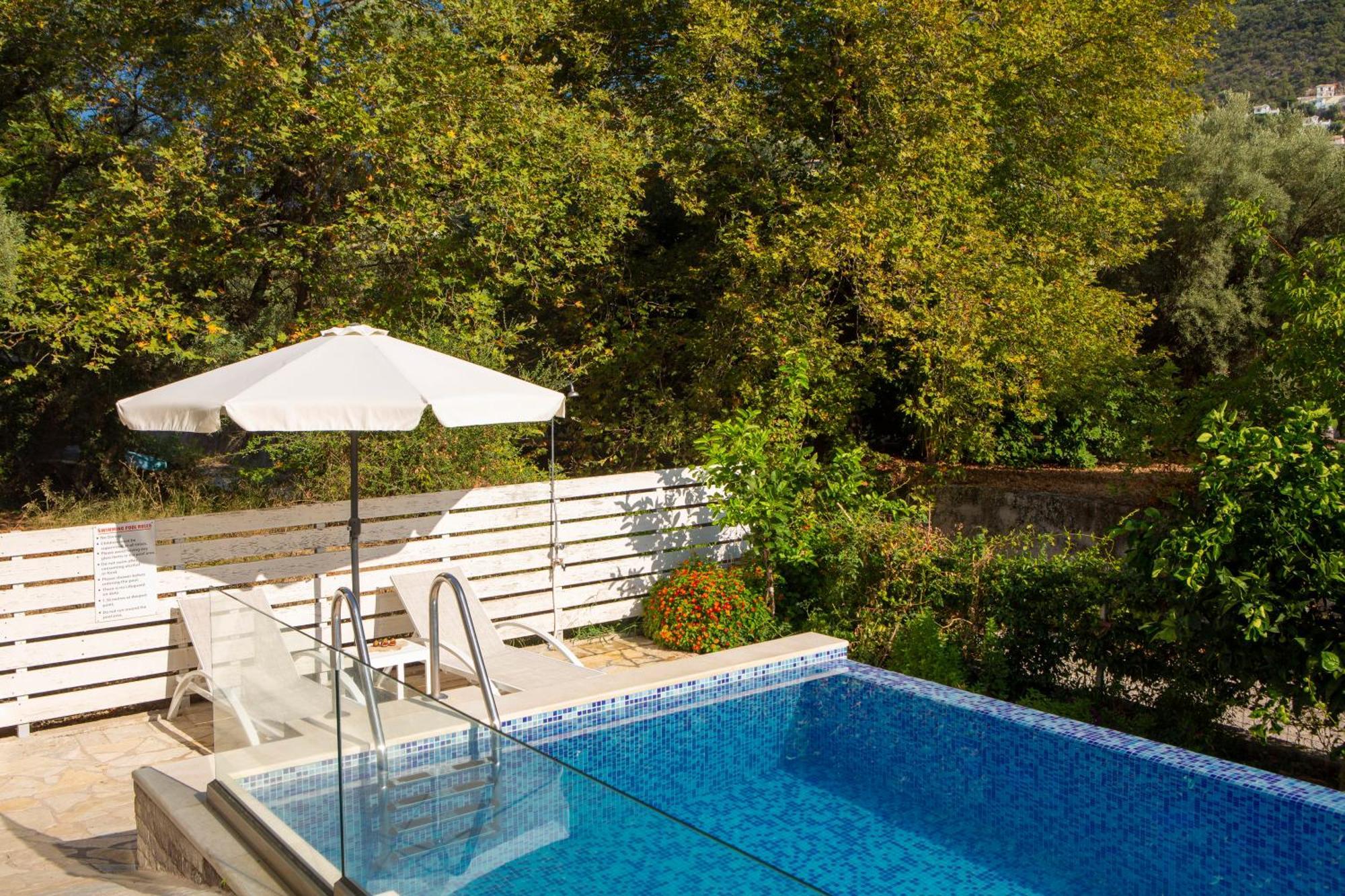 Zisis Suites Nydri  Extérieur photo